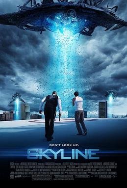 Locandina di Skyline
